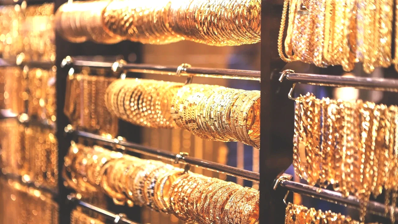 Altın fiyatlarında geri çekilme